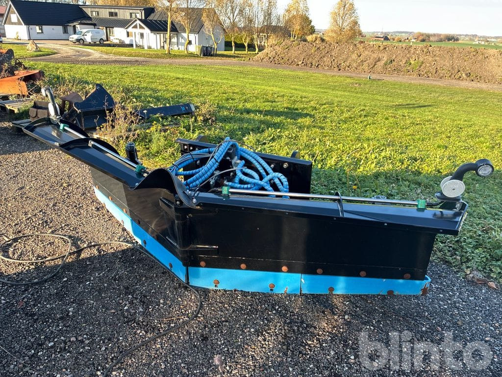 SE Equioment Sweden - Hoja de bulldozer: foto 1 SE Equioment Sweden - Hoja de bulldozer: foto 1