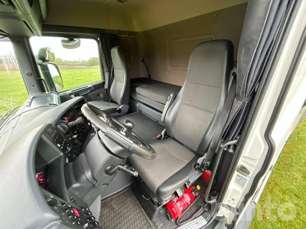 Scania G370 6x2 - Sörling Goldstar - Camión volquete: foto 4 Scania G370 6x2 - Sörling Goldstar - Camión volquete: foto 4