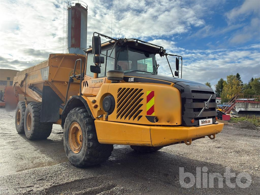 VOLVO A30E 6X6 - Dúmper articulado: foto 3 VOLVO A30E 6X6 - Dúmper articulado: foto 3