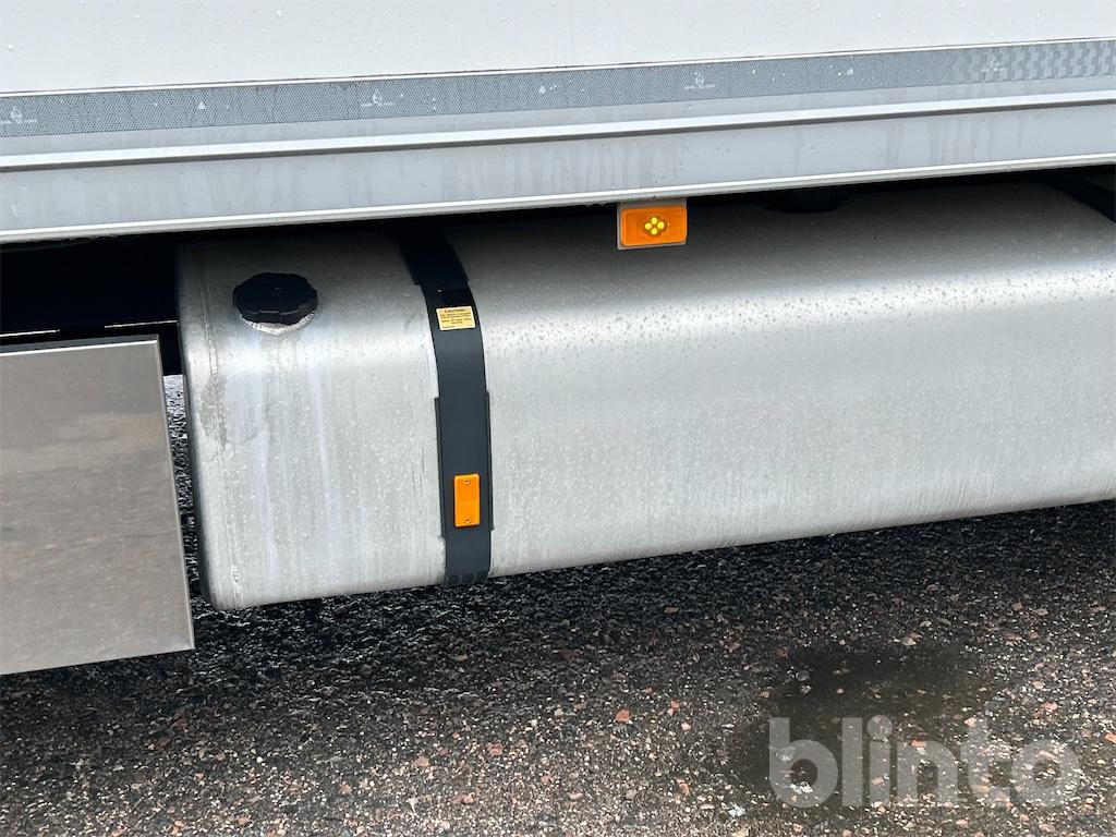 Camión caja cerrada VOLVO FH 4*2: foto 21
