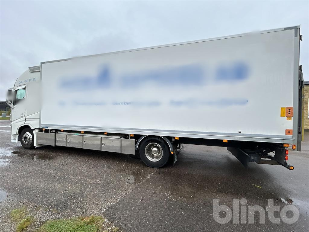 Camión caja cerrada VOLVO FH 4*2: foto 6