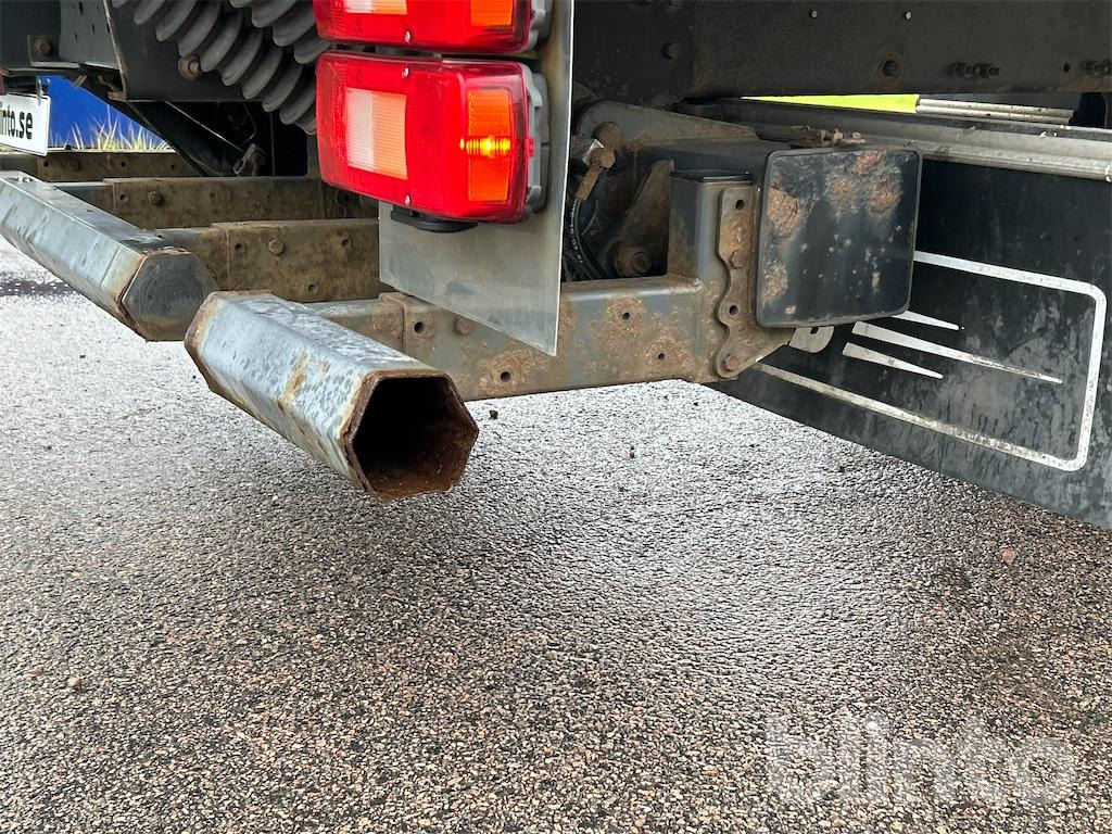 Camión caja cerrada VOLVO FH 4*2: foto 26