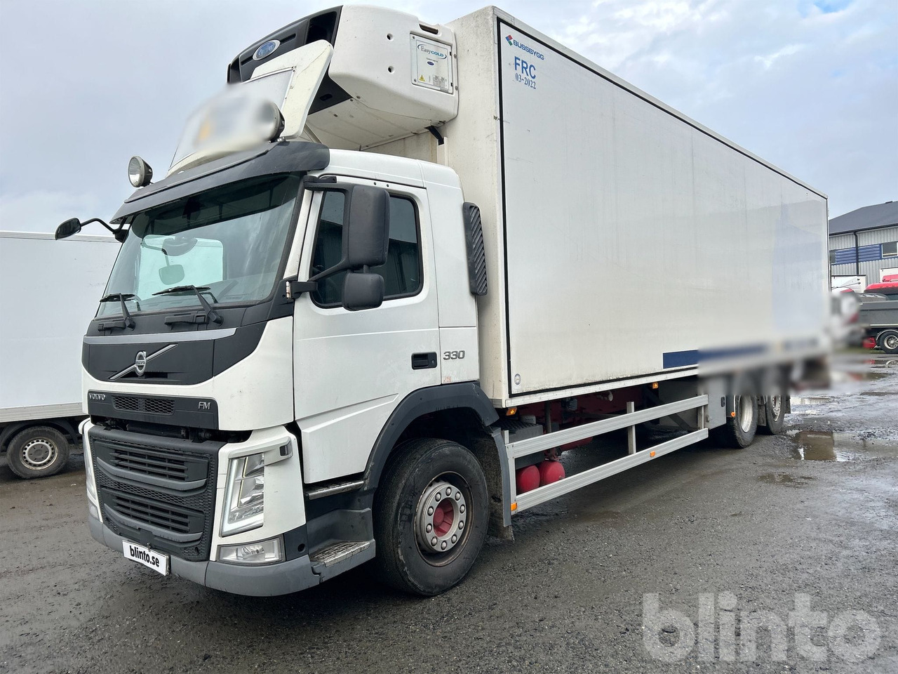 VOLVO FM330 - Camión frigorífico: foto 1 VOLVO FM330 - Camión frigorífico: foto 1