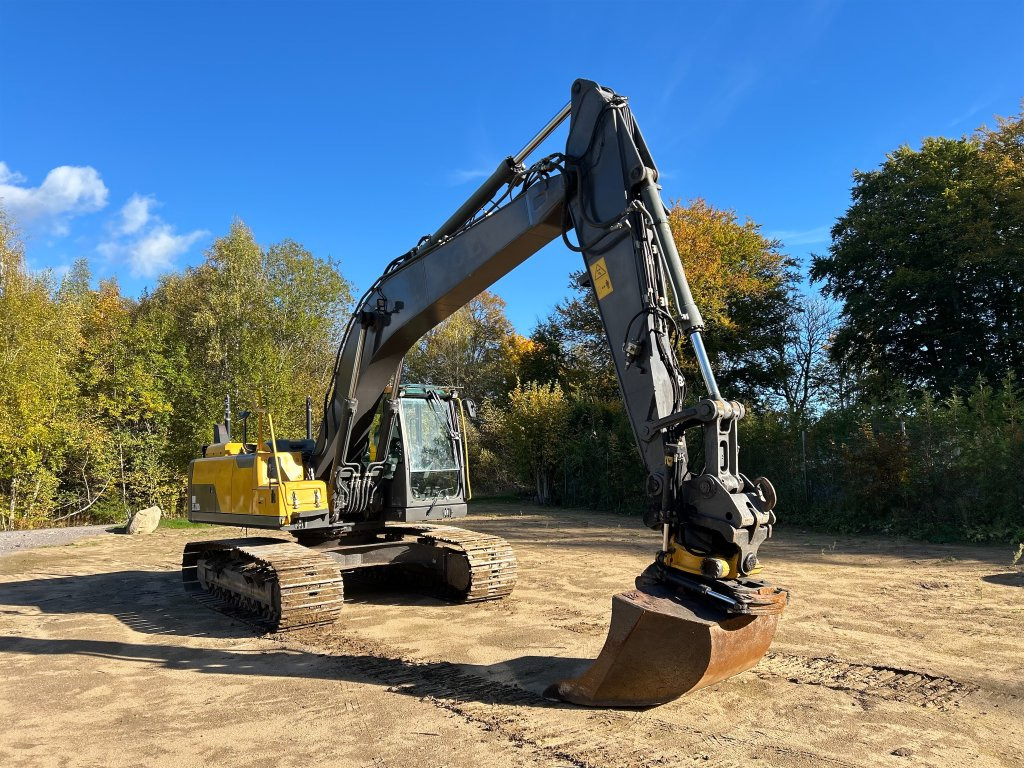Volvo EC 220DL - Excavadora de cadenas: foto 3 Volvo EC 220DL - Excavadora de cadenas: foto 3