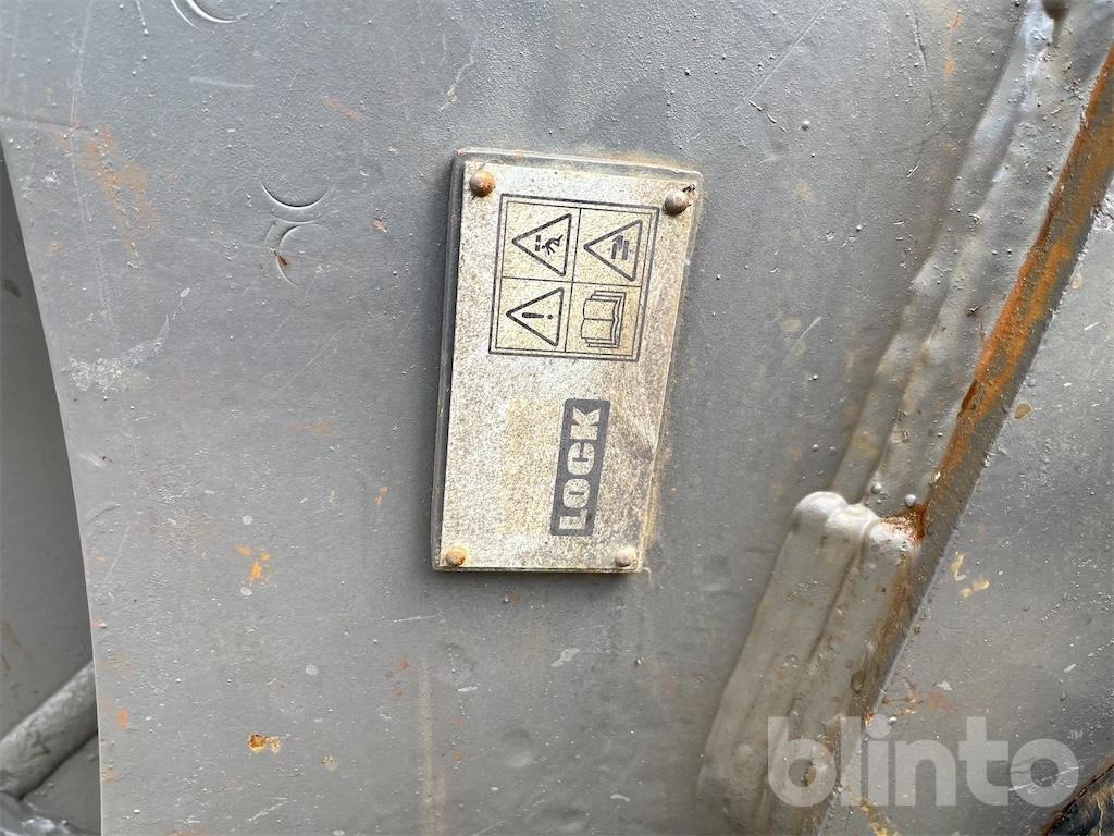 Excavadora de cadenas Volvo EC300EL: foto 32