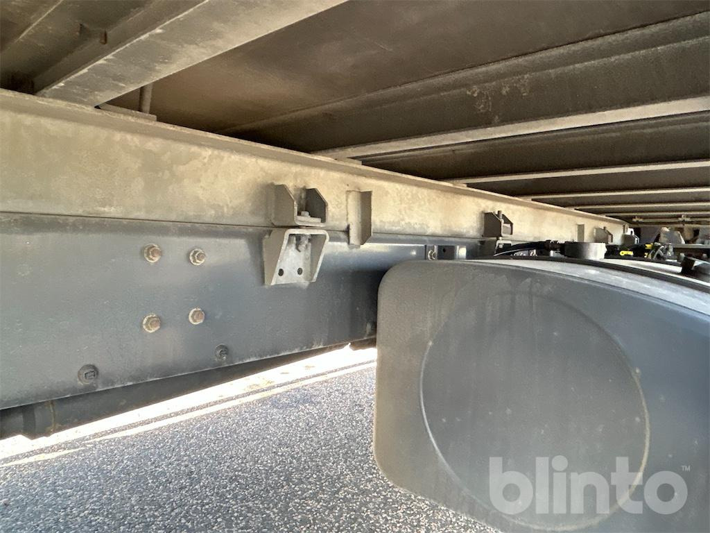Camión caja cerrada Volvo FL280 4x2 SKAB Öpp. sida / Zepro: foto 33