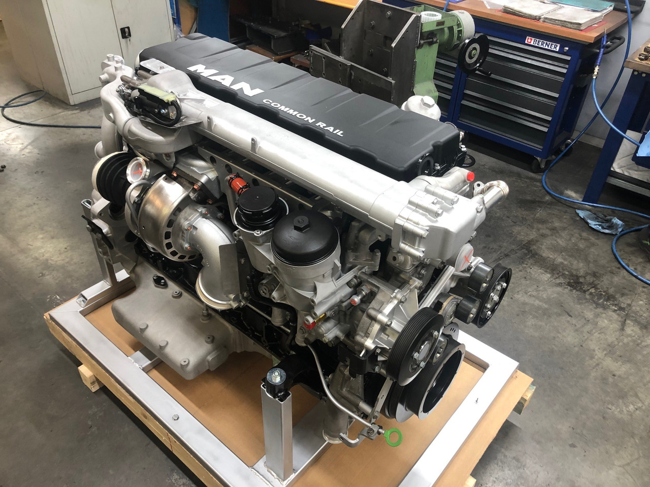 MOTORE MAN D2066LOH08 / MAN D2066 LOH08 - Motor: foto 2 MOTORE MAN D2066LOH08 / MAN D2066 LOH08 - Motor: foto 2