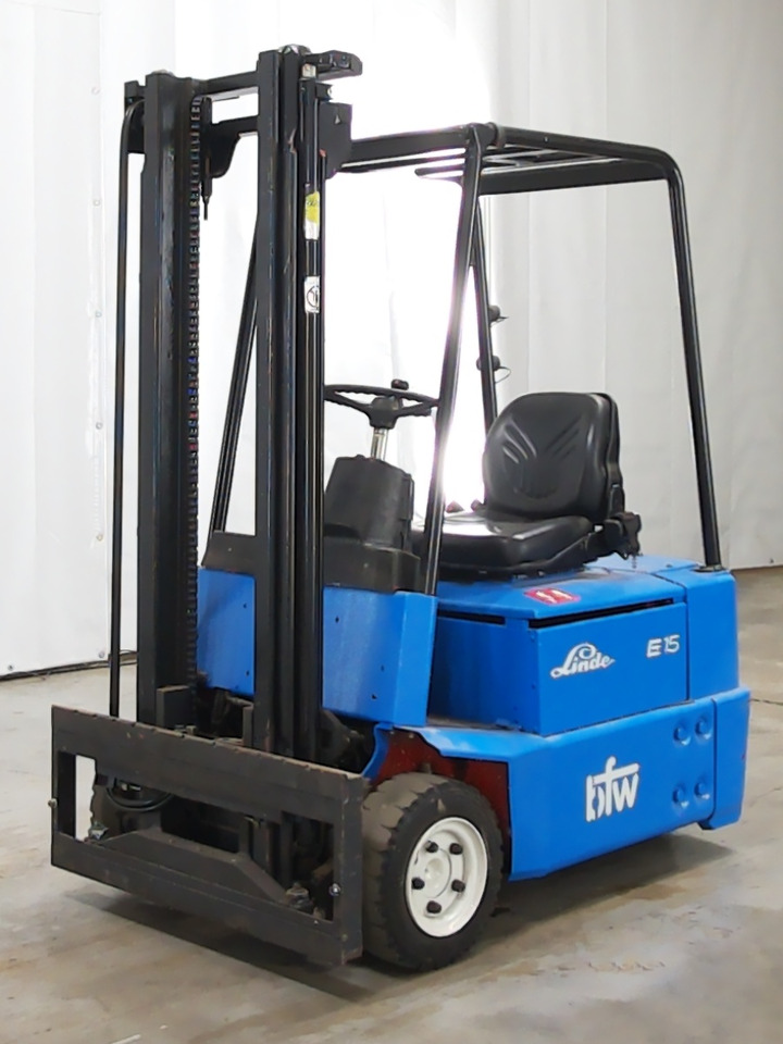 Linde E15 - Carretilla elevadora eléctrica: foto 1 Linde E15 - Carretilla elevadora eléctrica: foto 1