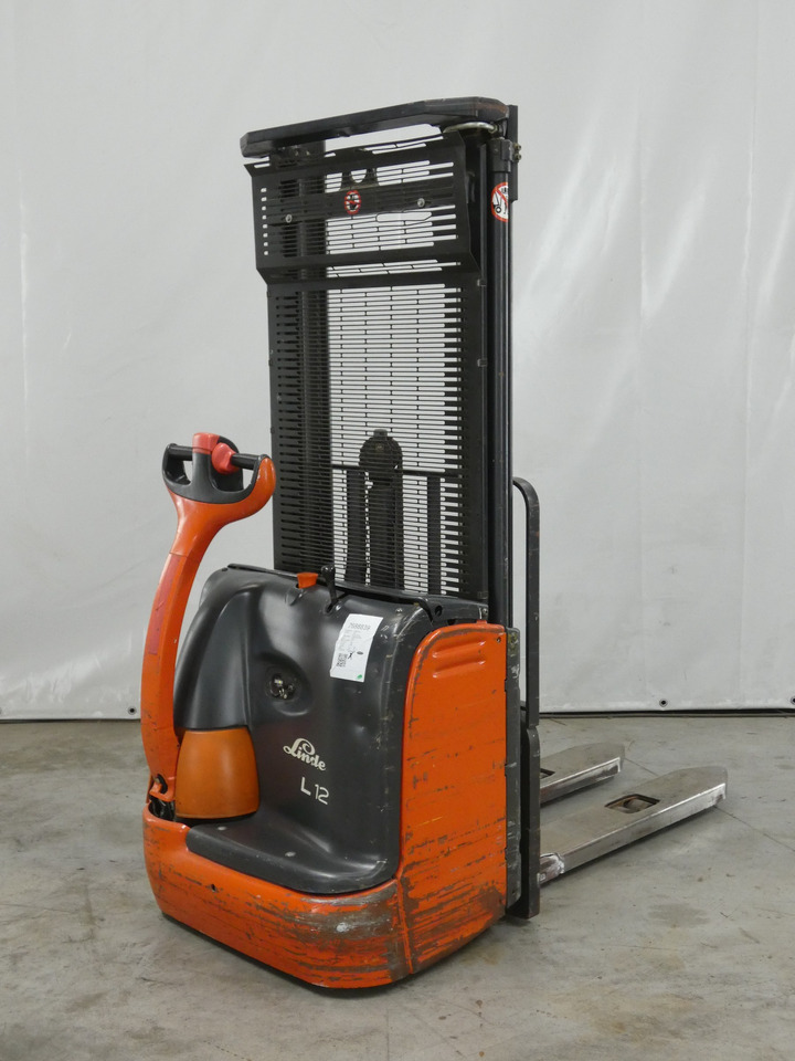 Linde L12 - Apilador: foto 2 Linde L12 - Apilador: foto 2