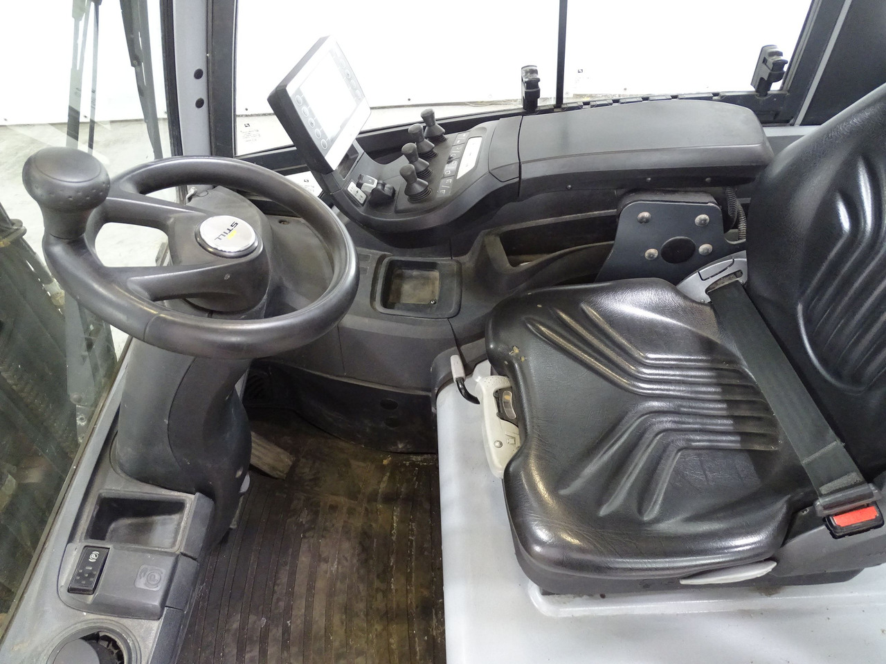 Still RX60-30 - Carretilla elevadora eléctrica: foto 3 Still RX60-30 - Carretilla elevadora eléctrica: foto 3