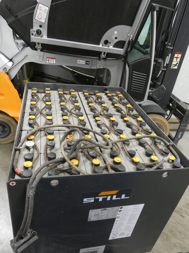 Still RX60-35 - Carretilla elevadora eléctrica: foto 4 Still RX60-35 - Carretilla elevadora eléctrica: foto 4