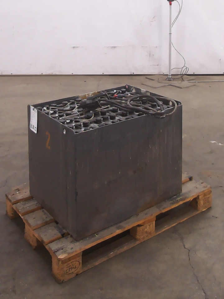 Weitere 48V625AH - Acumulador para Equipo de manutención: foto 1 Weitere 48V625AH - Acumulador para Equipo de manutención: foto 1