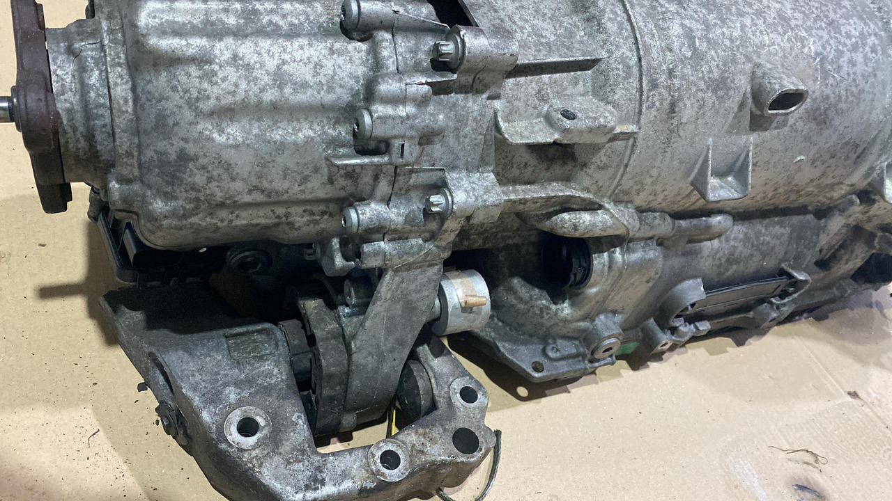 BMW Gearbox 8HP70X - Caja de cambios y piezas: foto 2 BMW Gearbox 8HP70X - Caja de cambios y piezas: foto 2