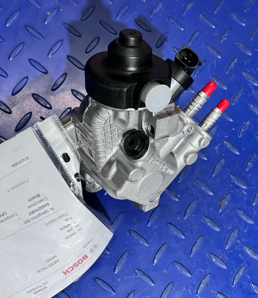 BOSCH High Pressure Pump 0445010507 - Bomba de combustible: foto 2 BOSCH High Pressure Pump 0445010507 - Bomba de combustible: foto 2