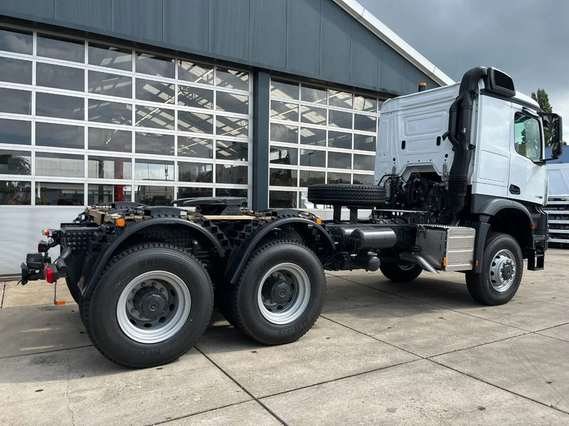 Mercedes-Benz Arocs 4058 AS 6x6 Tractor Head 180T Push Pull (Pre order) - Cabeza tractora: foto 5 Mercedes-Benz Arocs 4058 AS 6x6 Tractor Head 180T Push Pull (Pre order) - Cabeza tractora: foto 5