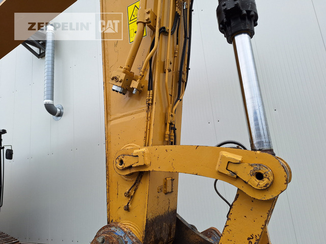 Excavadora de cadenas Cat 352FL: foto 8