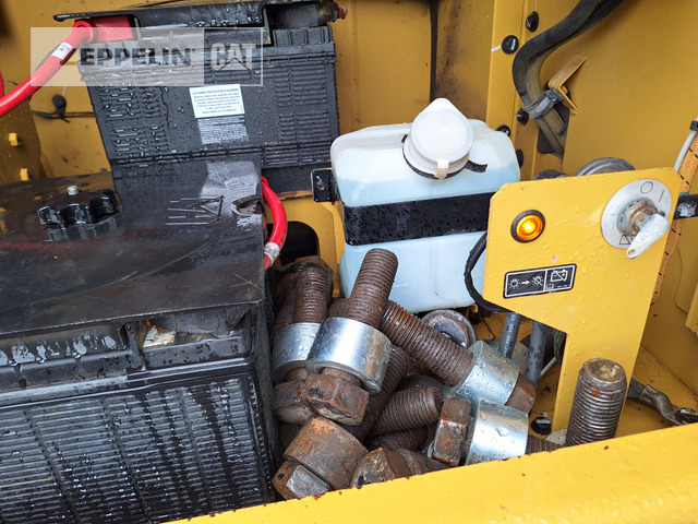Excavadora de cadenas Cat 352FL: foto 30