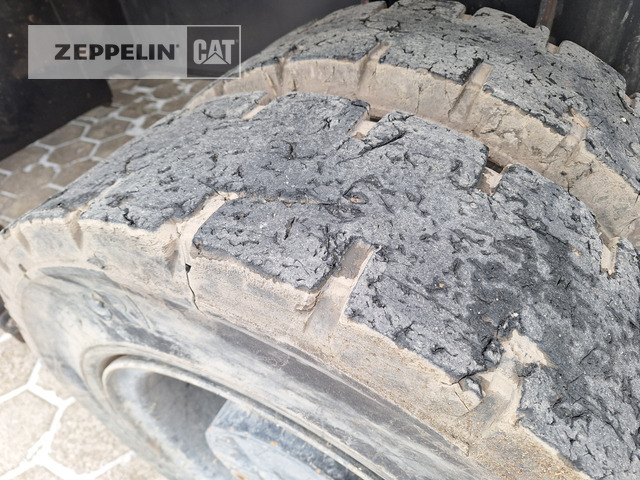 Manipulador de materiales Cat MH3024-06C: foto 17 Manipulador de materiales Cat MH3024-06C: foto 17