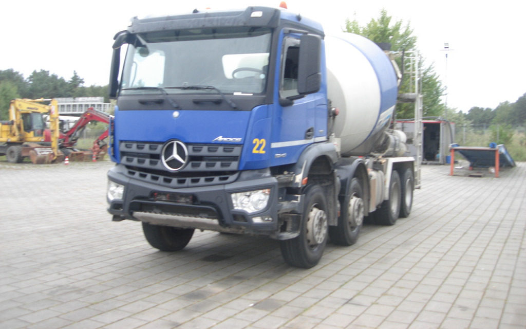 Camión MERCEDES-BENZ Arocs 3240 B Betonmischer Stetter: foto 8