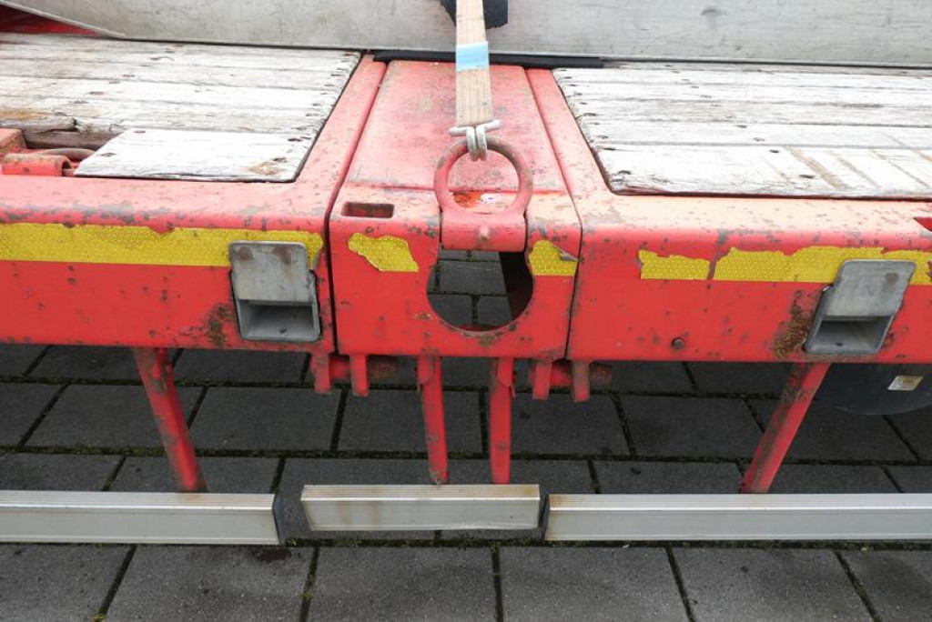 KAESSBOHRER LB4E EX-1 KK LOWBED Tiefladerauflieger AUSZIEHBAR-2x Lenkachsen - Semirremolque góndola rebajadas: foto 2 KAESSBOHRER LB4E EX-1 KK LOWBED Tiefladerauflieger AUSZIEHBAR-2x Lenkachsen - Semirremolque góndola rebajadas: foto 2