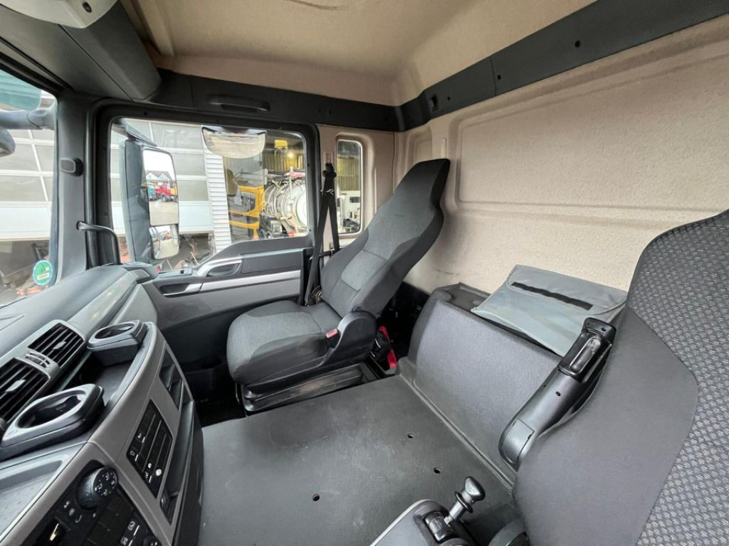 Camión volquete MAN MAN TG-S 4 Achs Muldenkipper 35.460 8x6 Meiller 18m³: foto 13 Camión volquete MAN MAN TG-S 4 Achs Muldenkipper 35.460 8x6 Meiller 18m³: foto 13