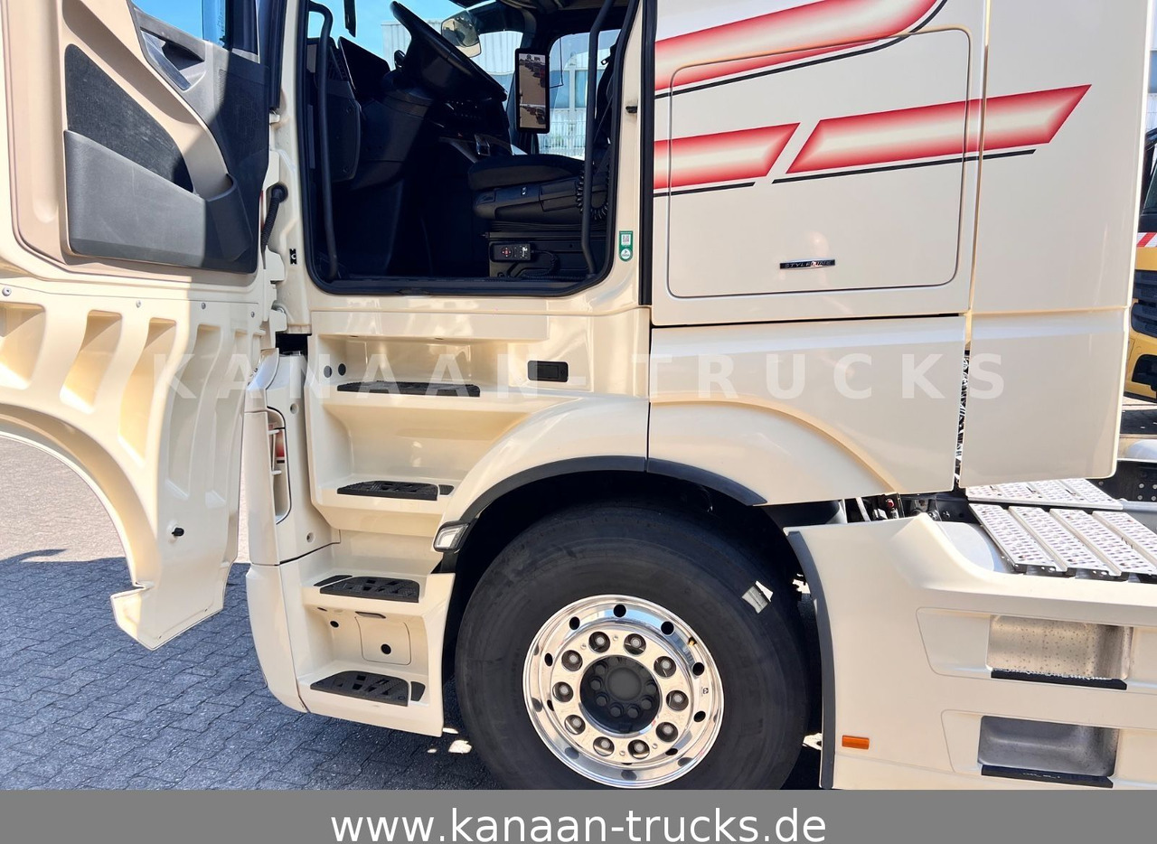 Mercedes-Benz 1848 LS Actros 5 GigaSpace - Cabeza tractora: foto 5 Mercedes-Benz 1848 LS Actros 5 GigaSpace - Cabeza tractora: foto 5