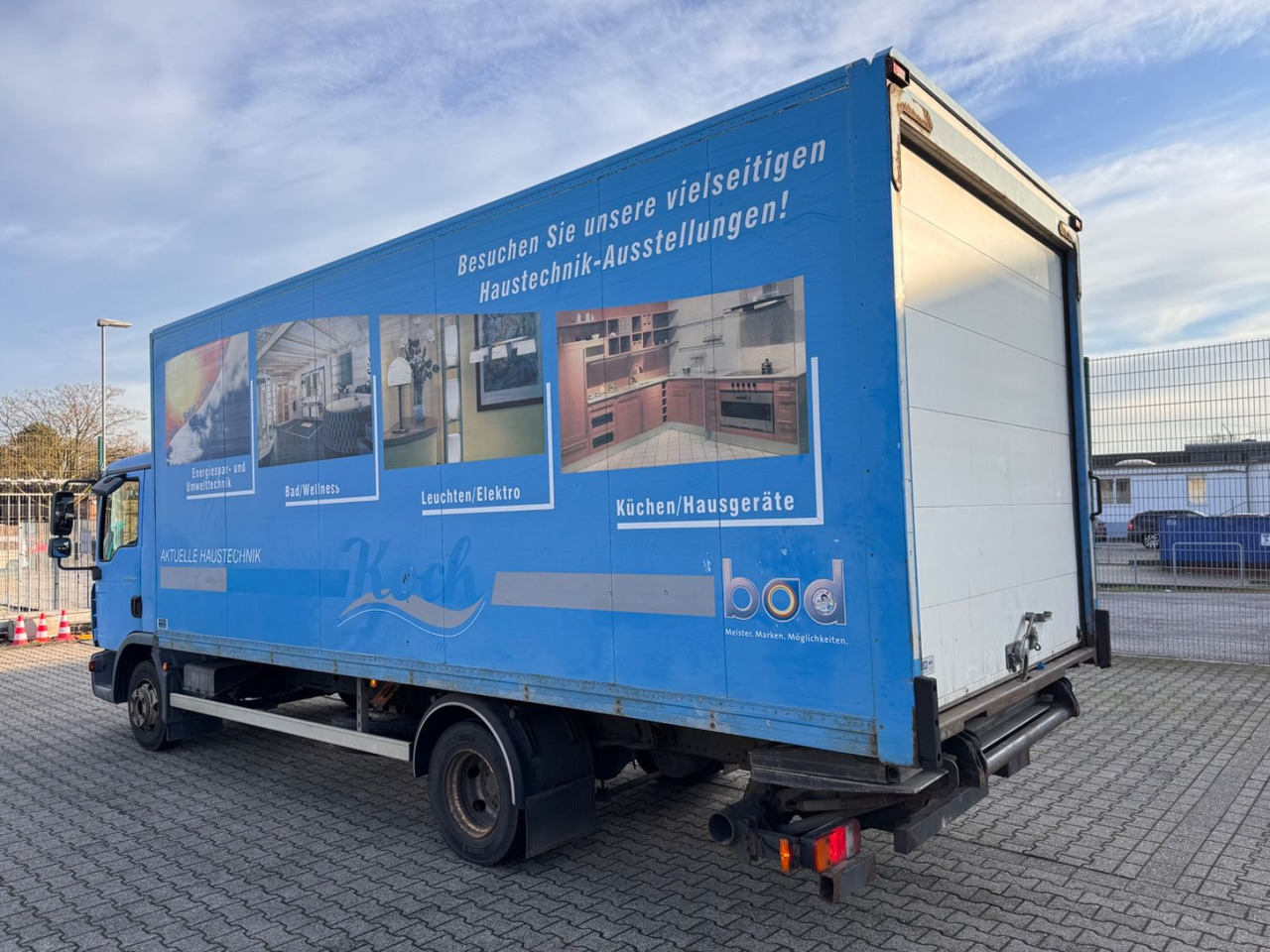 MAN TGL 7.150 Koffer LBW Manuelle Schaltung - Camión caja cerrada: foto 4 MAN TGL 7.150 Koffer LBW Manuelle Schaltung - Camión caja cerrada: foto 4