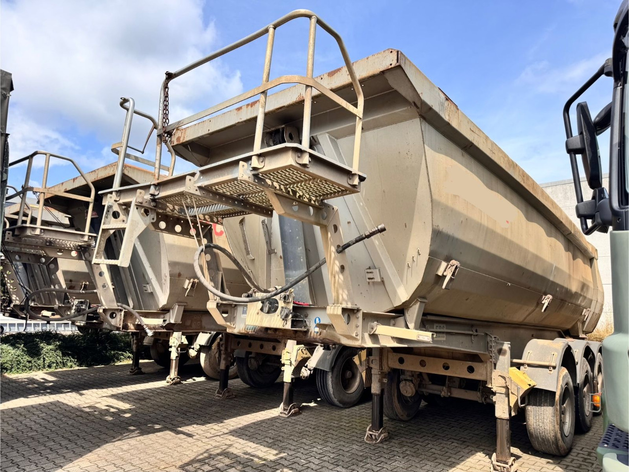Menci SA700R Kipper Mulde 27m³ Lift Stahl 3 Stück - Semirremolque volquete: foto 1 Menci SA700R Kipper Mulde 27m³ Lift Stahl 3 Stück - Semirremolque volquete: foto 1