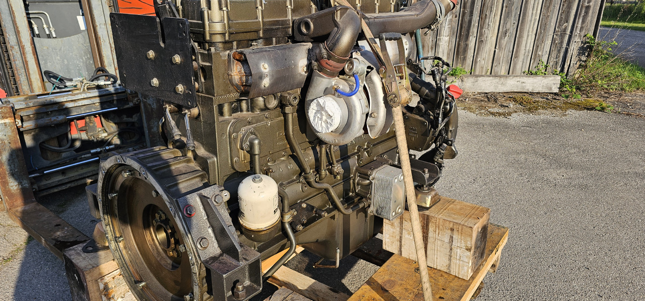 DAF XE 390 C1 - Motor: foto 5 DAF XE 390 C1 - Motor: foto 5