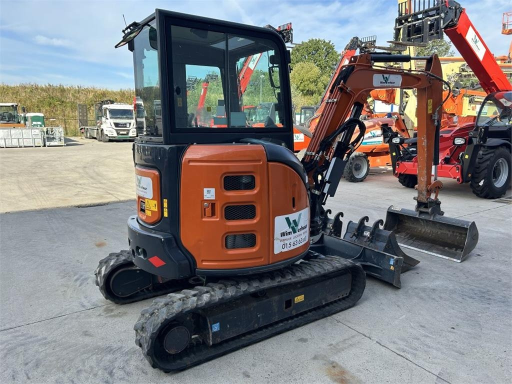 Hitachi ZX33U-6 (7740)  - Miniexcavadora: foto 5 Hitachi ZX33U-6 (7740)  - Miniexcavadora: foto 5