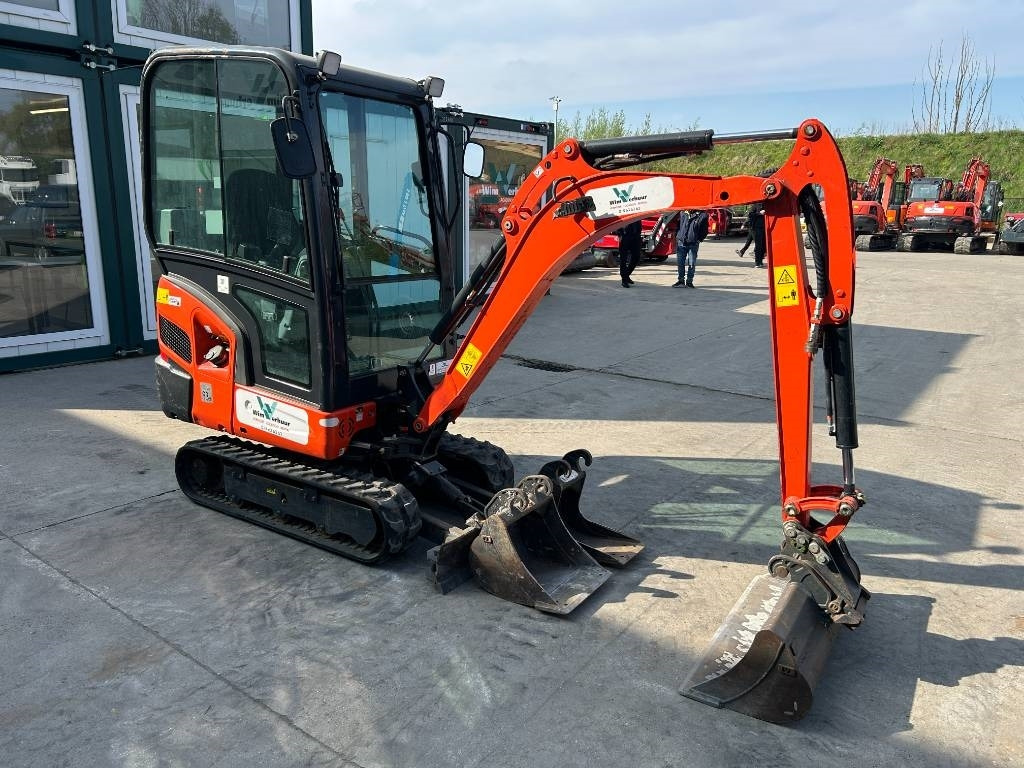 Kubota KX 019-4 - Miniexcavadora: foto 3 Kubota KX 019-4 - Miniexcavadora: foto 3