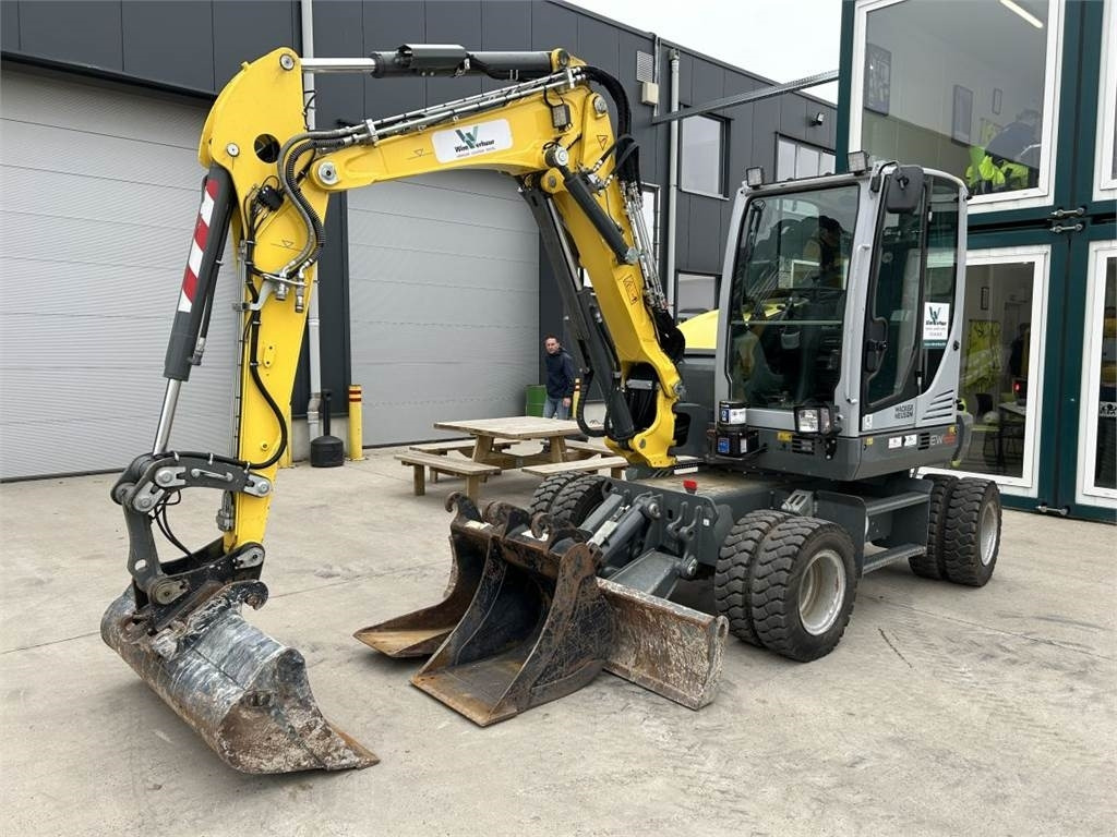 Wacker Neuson EW65 (8946) - Excavadora de ruedas: foto 2 Wacker Neuson EW65 (8946) - Excavadora de ruedas: foto 2