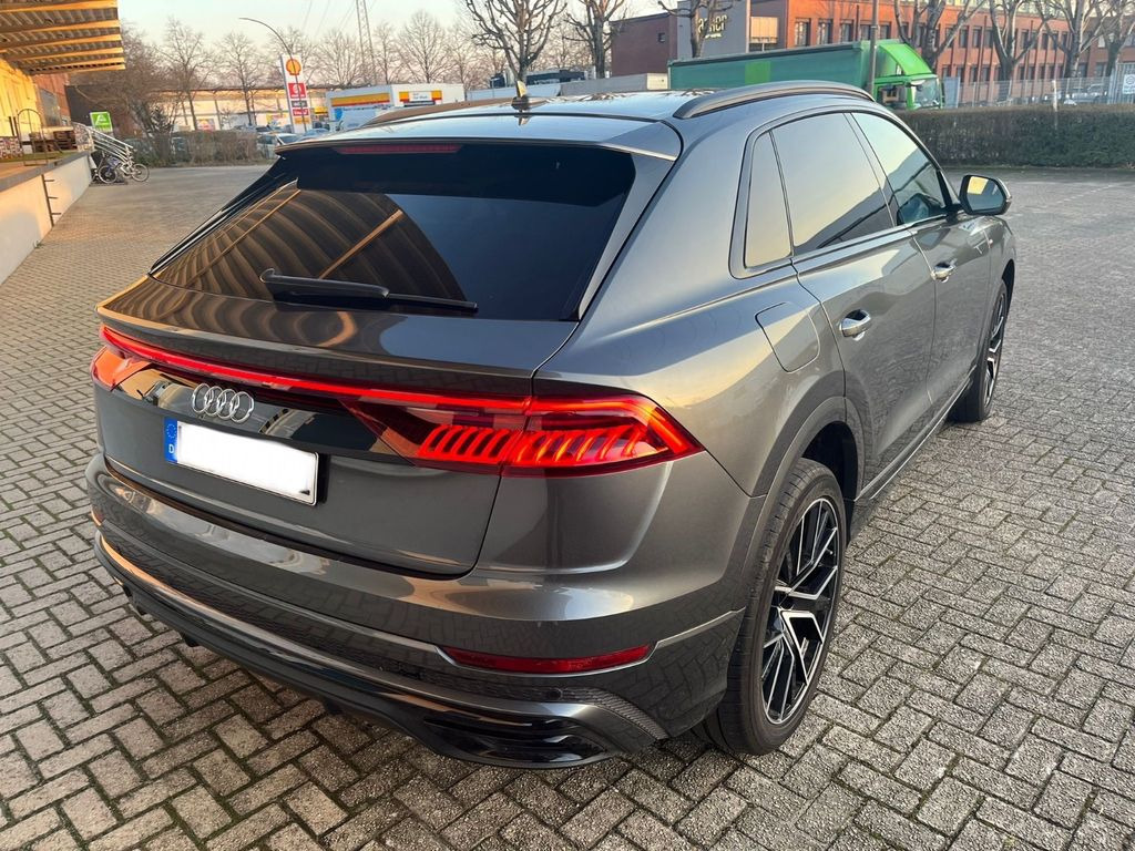 Audi Q8 50 TDI quattro tiptronic 22 Zoll*3xSline*Pano Audi Q8 50 TDI quattro tiptronic 22 Zoll*3xSline*Pano - SUV/ Todoterreno: foto 2 Audi Q8 50 TDI quattro tiptronic 22 Zoll*3xSline*Pano Audi Q8 50 TDI quattro tiptronic 22 Zoll*3xSline*Pano - SUV/ Todoterreno: foto 2