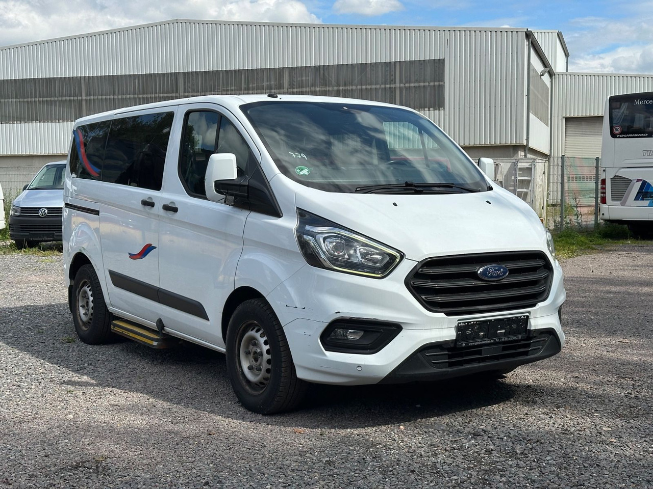 Ford Transit Custom (Klima*Euro 6) - Minibús, Furgoneta de pasajeros: foto 1 Ford Transit Custom (Klima*Euro 6) - Minibús, Furgoneta de pasajeros: foto 1