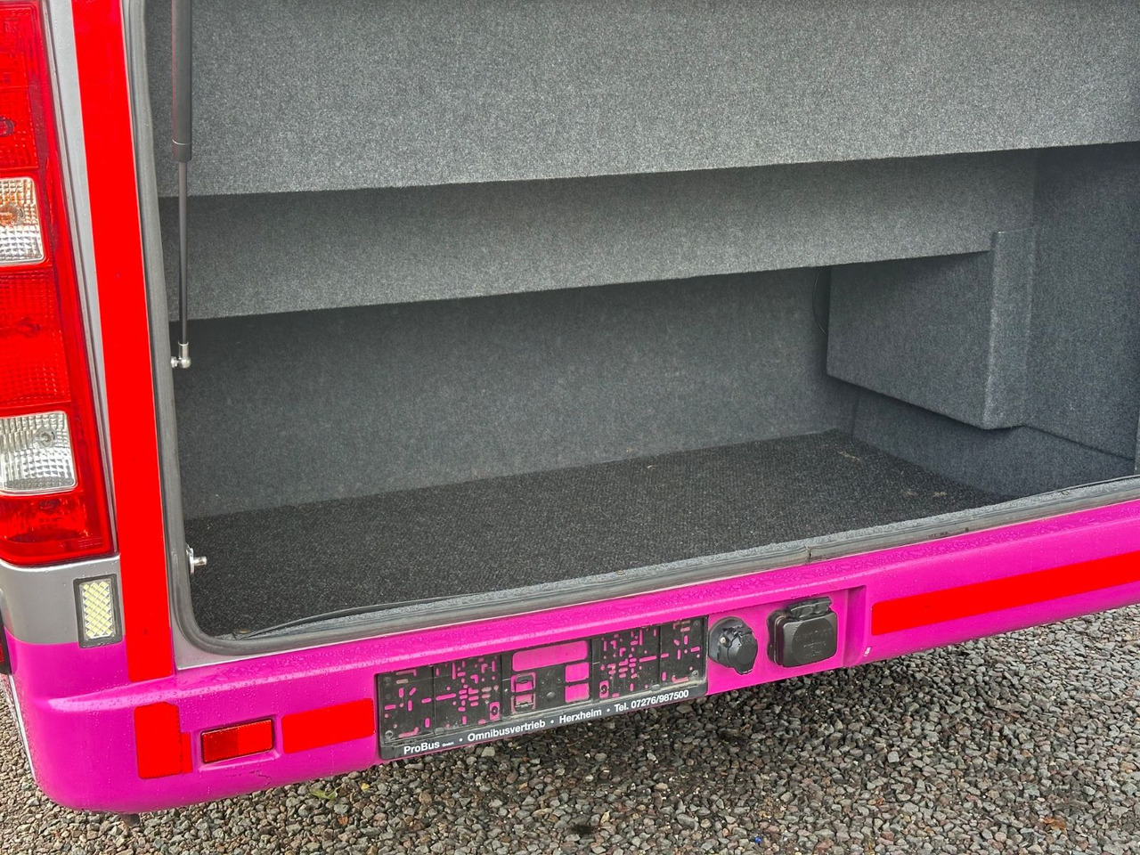 Iveco RAPIDO 70c21 (Garantie 06.2027*Motor neu 09.25) - Minibús, Furgoneta de pasajeros: foto 4 Iveco RAPIDO 70c21 (Garantie 06.2027*Motor neu 09.25) - Minibús, Furgoneta de pasajeros: foto 4