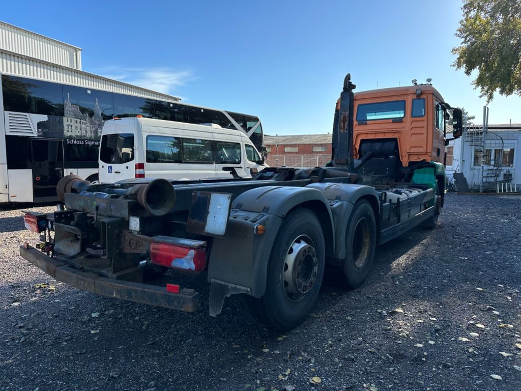 MAN TGS 26.400 6X2-2 BL Meille RK 20.70 Absetzkipper MAN TGS 26.400 6X2-2 BL Meille RK 20.70 Absetzkipper - Camión portacontenedor de cadenas: foto 2 MAN TGS 26.400 6X2-2 BL Meille RK 20.70 Absetzkipper MAN TGS 26.400 6X2-2 BL Meille RK 20.70 Absetzkipper - Camión portacontenedor de cadenas: foto 2