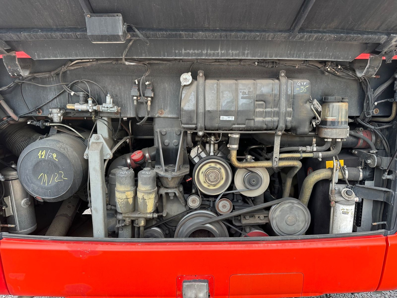 Mercedes-Benz O550 Integro (56 Sitze*Klima*Schalt) - Autobús suburbano: foto 4 Mercedes-Benz O550 Integro (56 Sitze*Klima*Schalt) - Autobús suburbano: foto 4