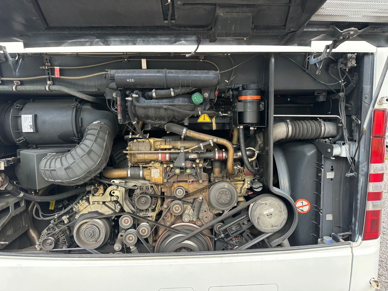 Mercedes-Benz Travego O580 16 RHD-M (LuxLine*Euro 6*TOP*DE) - Autocar: foto 5 Mercedes-Benz Travego O580 16 RHD-M (LuxLine*Euro 6*TOP*DE) - Autocar: foto 5