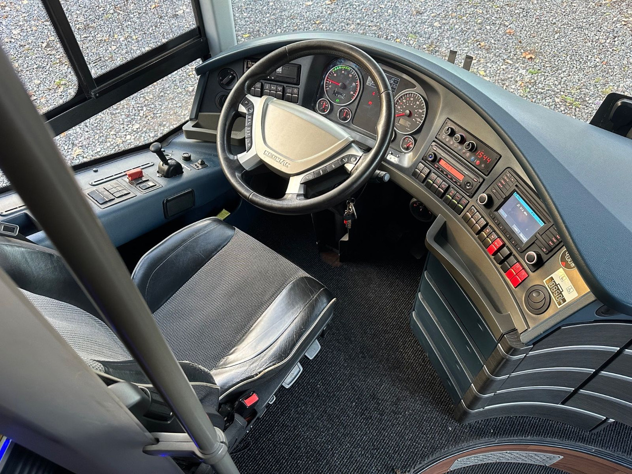 Neoplan P06 Skyliner L (78 Sitze*TOP*Panorama) - Autobús de dos pisos: foto 5 Neoplan P06 Skyliner L (78 Sitze*TOP*Panorama) - Autobús de dos pisos: foto 5