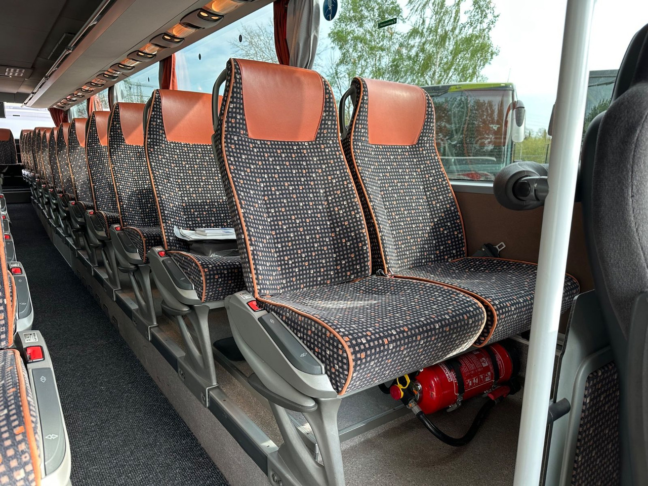 Setra 415 UL-GT (Motor Neu*WC) 415 GT/ Tourismo RH - Autobús suburbano: foto 5 Setra 415 UL-GT (Motor Neu*WC) 415 GT/ Tourismo RH - Autobús suburbano: foto 5